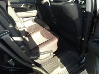 2017 Nissan Pathfinder S with VIN 5N1DR2MN6HC644925, listed as a IAAI auction lot 34176350 with 1 mi miles. Bid and sale history available at carsss.com. Image 8.