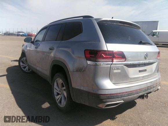 2022 Volkswagen Atlas 3.6L V6 SE w/Technology with VIN 1V2HR2CA7NC538014, listed as a IAAI auction lot 41764233 with 47,995 mi miles. Bid and sale history available at carsss.com. Image 3.