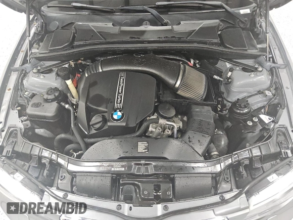 2012 BMW 1 Series 135i with VIN WBAUN7C5XCVM26611, listed as a Copart auction lot 61194845 with 81,430 mi miles and Clean title. Bid and sale history available at DreamBid. Image 11.