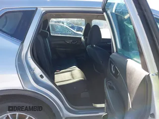2017 Nissan Rogue SL with VIN 5N1AT2MV3HC791384, listed as a IAAI auction lot 41319989 with 112,195 mi miles. Bid and sale history available at carsss.com. Image 8.