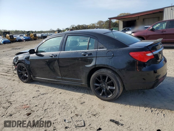 2014 Chrysler 200 Limited z VIN 1C3CCBCG1EN191628, wystawiony jako Copart lot #52771395 z przebiegiem 140 340 mil mil oraz Tytuł czysty. Historia ofert i sprzedaży dostępna na DreamBid. Obrazek 2.