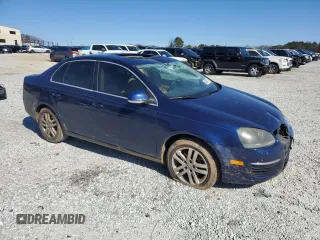 2007 Volkswagen Jetta 2.5 with VIN 3VWSF71K37M045504, listed as a Copart auction lot 46097765 with 194,243 mi miles and Salvage title. Bid and sale history available at DreamBid. Image 4.