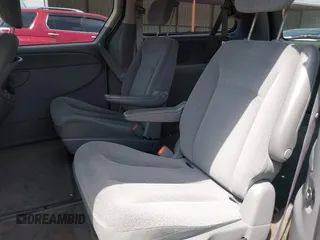 2006 Chrysler Town & Country Touring with VIN 2A4GP54LX6R757587, listed as a IAAI auction lot 42160498 with 215,850 mi miles and . Bid and sale history available at DreamBid. Image 8.
