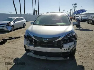 2021 Toyota Sienna XLE z VIN 5TDJRKEC8MS058563, wystawiony jako Copart lot #56932015 z przebiegiem 57 319 mil mil oraz Szkoda całkowita • Salvage title. Historia ofert i sprzedaży dostępna na DreamBid. Obrazek 15.