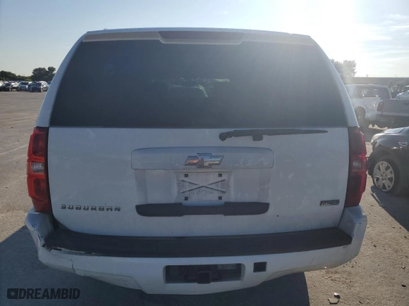 2010 Chevrolet Suburban Commercial with VIN 1GNUKHE30AR203715, listed as a Copart auction lot 73474534 with 245,860 mi miles and Salvage Title. Bid and sale history available at carsss.com. Image 6.
