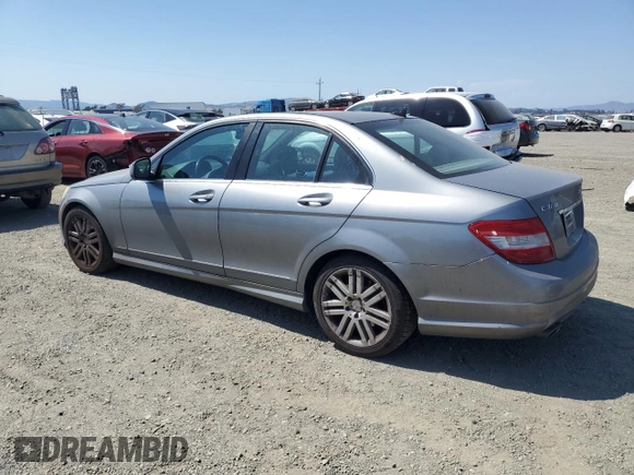 2008 Mercedes-Benz C 300 Sport z VIN WDDGF54X48F067023, wystawiony jako Copart lot #58864455 z przebiegiem 196 263 mil mil oraz Szkoda całkowita • Salvage title. Historia ofert i sprzedaży dostępna na DreamBid. Obrazek 2.