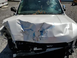 2010 Chevrolet Avalanche LTZ with VIN 3GNVKGE09AG250035, listed as a Copart auction lot 58019804 with 193,509 mi miles and Salvage Title. Bid and sale history available at carsss.com. Image 12.