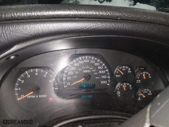 2005 Chevrolet TrailBlazer LT with VIN 1GNDT13S752266601, listed as a IAAI auction lot 41396007 with 204,190 mi miles. Bid and sale history available at carsss.com. Image 7.
