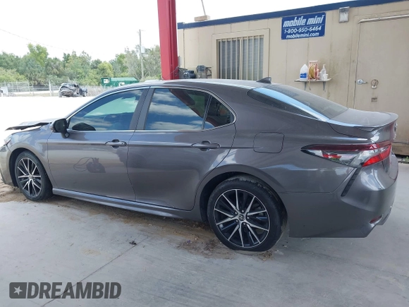 2022 Toyota Camry SE with VIN 4T1T11AK6NU639527, listed as a IAAI auction lot 42092828 with 65,420 mi miles and . Bid and sale history available at DreamBid. Image 14.