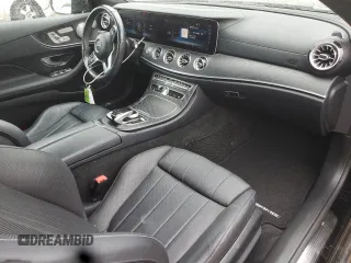 2019 Mercedes-Benz E 450 with VIN WDD1J6JB0KF096710, listed as a Copart auction lot 60697365 with 82,016 mi miles and Salvage title. Bid and sale history available at DreamBid. Image 8.