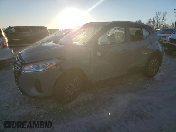 2024 Nissan Kicks SV with VIN 3N1CP5CVXRL514180, listed as a Copart auction lot 43446355 with 8,365 mi miles and Salvage Title. Bid and sale history available at carsss.com. Image 1.