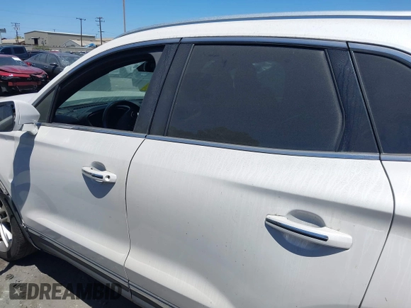 2019 Lincoln MKC Reserve with VIN 5LMCJ3D97KUL44398, listed as a IAAI auction lot 42513739 with 106,078 mi miles and . Bid and sale history available at DreamBid. Image 15.