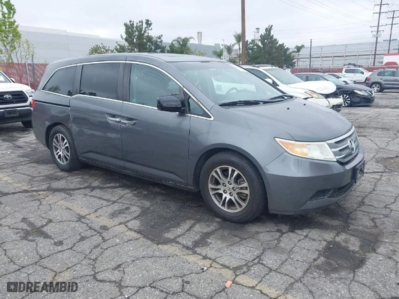 2011 Honda Odyssey EX-L with VIN 5FNRL5H63BB059407, listed as a IAAI auction lot 41922421 with 99,270 mi miles. Bid and sale history available at carsss.com. Image 1.