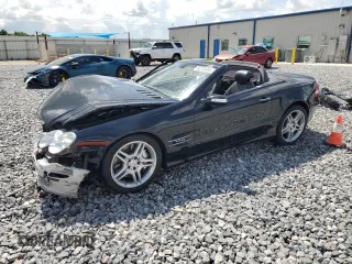 2007 Mercedes-Benz SL z VIN WDBSK77F27F117199, wystawiony jako Copart lot #58724645 z przebiegiem 75 648 mil mil oraz Szkoda całkowita • Salvage title. Historia ofert i sprzedaży dostępna na DreamBid. Obrazek 1.