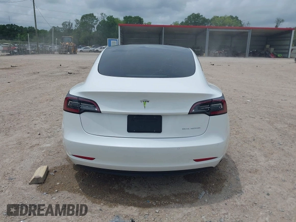 2021 Tesla Model 3 Long Range z VIN 5YJ3E1EB1MF975824, wystawiony jako IAAI lot #42146968 z przebiegiem 97 570 mil mil oraz . Historia ofert i sprzedaży dostępna na DreamBid. Obrazek 17.