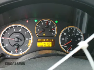 2009 Nissan Armada SE z VIN 5N1BA08D19N600681, wystawiony jako Copart lot #49723785 z przebiegiem 369 498 mil mil oraz Szkoda całkowita • Salvage title. Historia ofert i sprzedaży dostępna na DreamBid. Obrazek 9.
