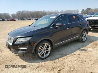 2019 Lincoln MKC Reserve with VIN 5LMCJ3D99KUL02590, listed as a Copart auction lot 48011365 with 100,976 mi miles and Salvage Title. Bid and sale history available at carsss.com. Image 1.