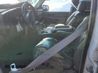 2005 GMC Yukon SLT z VIN 1GKEC13T25R136033, wystawiony jako Copart lot #48189995 z przebiegiem Nie podano mil oraz Szkoda całkowita • Salvage title. Historia ofert i sprzedaży dostępna na DreamBid. Obrazek 7.