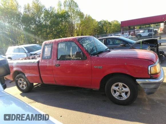 1995 Ford Ranger XL z VIN 1FTCR14A5SPA95354, wystawiony jako IAAI lot #41986841 z przebiegiem 269 669 mil mil oraz . Historia ofert i sprzedaży dostępna na DreamBid. Obrazek 13.