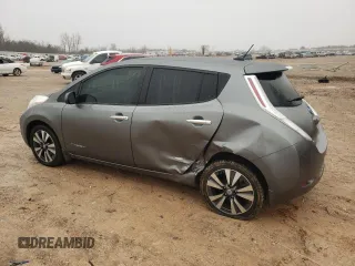 2015 Nissan LEAF SV with VIN 1N4AZ0CPXFC330745, listed as a Copart auction lot 71260442 with 77,152 mi miles. Bid and sale history available at carsss.com. Image 2.