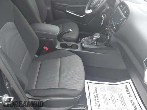 2020 Kia Soul S with VIN KNDJ23AU9L7732303, listed as a IAAI auction lot 41891442 with 47,101 mi miles and . Bid and sale history available at DreamBid. Image 5.
