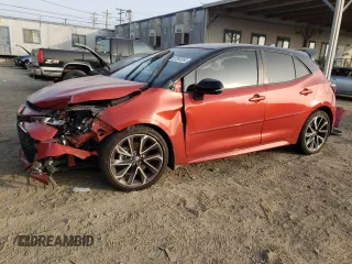 2020 Toyota Corolla Hatchback XSE with VIN JTNC4RBE0L3088254, listed as a Copart auction lot 87093054 with 43,952 mi miles and Salvage Title. Bid and sale history available at carsss.com. Image 1.