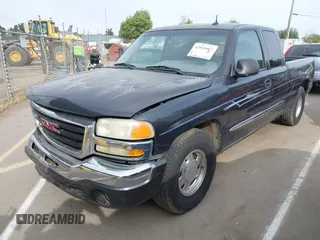 2003 GMC Sierra 1500 SLT with VIN 2GTEC19TX31404836, listed as a IAAI auction lot 42011067 with 233,458 mi miles and . Bid and sale history available at carsss.com. Image 2.