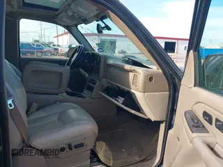 2006 GMC Yukon XL SLT z VIN 3GKEC16Z76G110349, wystawiony jako IAAI lot #42332687 z przebiegiem 262 614 mil mil oraz . Historia ofert i sprzedaży dostępna na DreamBid. Obrazek 5.