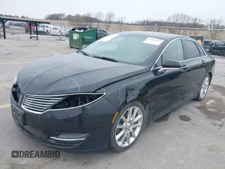 2016 Lincoln MKZ with VIN 3LN6L2J9XGR606387, listed as a IAAI auction lot 41943092 with 183,194 mi miles and . Bid and sale history available at DreamBid. Image 2.