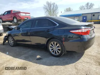 2015 Toyota Camry XLE with VIN 4T1BF1FK0FU951558, listed as a Copart auction lot 49955925 with 190,954 mi miles and Salvage Title. Bid and sale history available at carsss.com. Image 2.