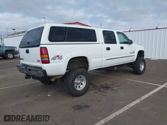 2005 GMC Sierra 2500HD SLE z VIN 1GTHK23245F887905, wystawiony jako IAAI lot #41680146 z przebiegiem 104 775 mil mil oraz . Historia ofert i sprzedaży dostępna na DreamBid. Obrazek 4.