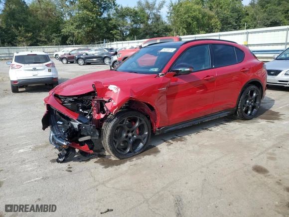2024 Alfa Romeo Stelvio Veloce with VIN ZASPAKBNXR7D74644, listed as a Copart auction lot 69200074 with 1,779 mi miles and Salvage Title. Bid and sale history available at carsss.com. Image 1.