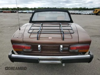 1980 FIAT 124 Spider z VIN 124CS20160764, wystawiony jako Copart lot #69708634 z przebiegiem 64 421 mil mil oraz Szkoda całkowita • Salvage title. Historia ofert i sprzedaży dostępna na DreamBid. Obrazek 6.