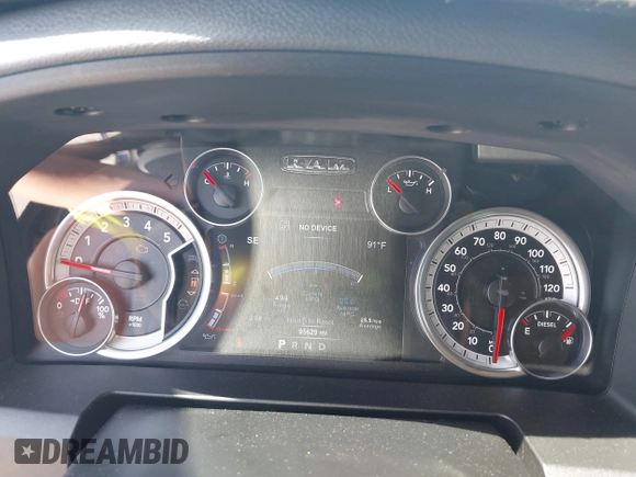 2015 Ram 1500 Big Horn z VIN 1C6RR7LM0FS659964, wystawiony jako IAAI lot #42510869 z przebiegiem 95 629 mil mil oraz . Historia ofert i sprzedaży dostępna na DreamBid. Obrazek 7.