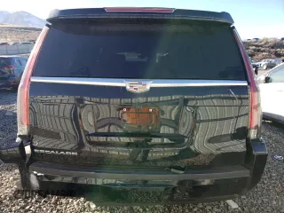2018 Cadillac Escalade ESV Platinum z VIN 1GYS4KKJXJR136884, wystawiony jako Copart lot #41769395 z przebiegiem Nie podano mil oraz Szkody całkowita. Historia ofert i sprzedaży dostępna na DreamBid. Obrazek 6.