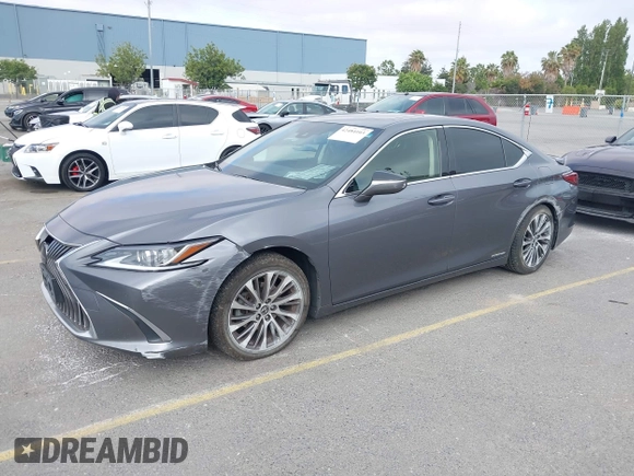 2019 Lexus ES 300h with VIN JTHB21B19K2022809, listed as a IAAI auction lot 42484103 with 62,596 mi miles and . Bid and sale history available at DreamBid. Image 17.