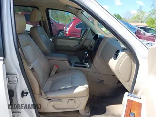 2008 Ford Explorer Eddie Bauer с VIN 1FMEU64E58UB14854, выставлен на аукционе IAAI как лот 41974431 с пробегом 251 864 миль миль и . История ставок и продаж доступна на DreamBid. Изображение 5.
