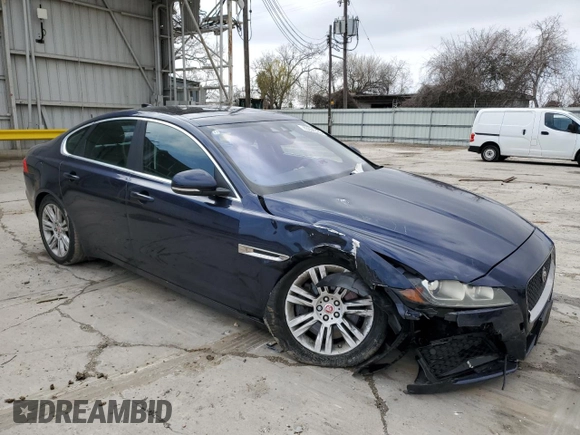 2017 Jaguar XF 35t Premium with VIN SAJBJ4BVXHCY30910, listed as a Copart auction lot 43550705 with 52,408 mi miles and Salvage Title. Bid and sale history available at carsss.com. Image 4.
