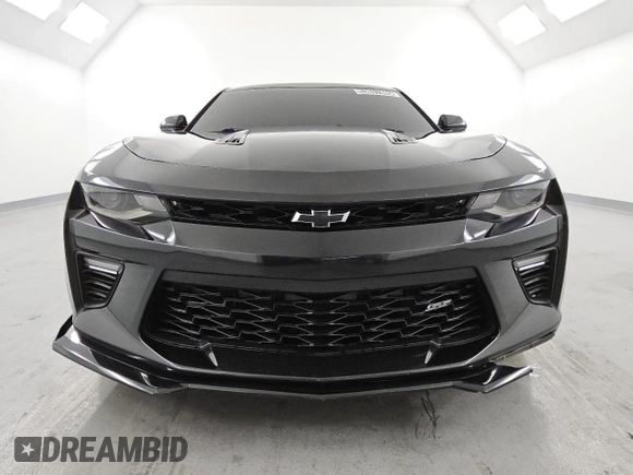 2017 Chevrolet Camaro 2SS z VIN 1G1FH1R74H0101619, wystawiony jako Copart lot #53637885 z przebiegiem 110 052 mil mil oraz Czysty tytuł • Clean title. Historia ofert i sprzedaży dostępna na DreamBid. Obrazek 5.