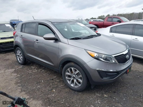 2016 Kia Sportage LX with VIN KNDPB3AC7G7847683, listed as a IAAI auction lot 38855365 with 68,148 mi miles. Bid and sale history available at carsss.com. Image 12.