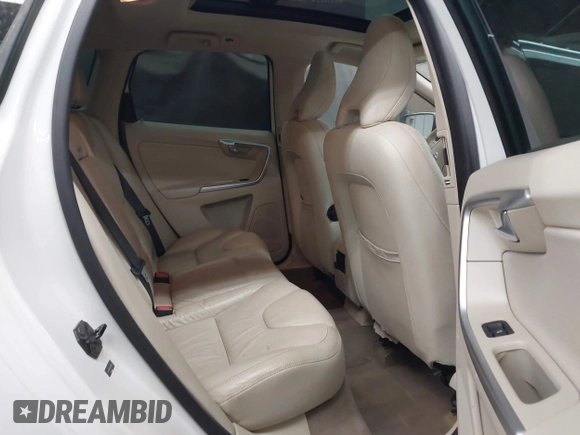 2011 Volvo XC60 3.0T with VIN YV4902DZ4B2179224, listed as a IAAI auction lot 42272698 with 95,022 mi miles and . Bid and sale history available at DreamBid. Image 8.