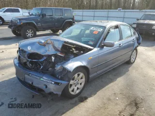 2002 BMW 3 Series 325i with VIN WBAET37472NG79424, listed as a Copart auction lot 54676224 with 0 mi miles and Salvage Title. Bid and sale history available at carsss.com. Image 1.