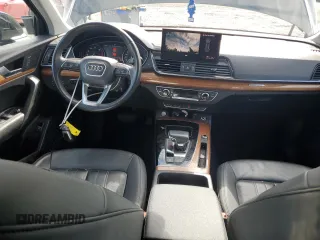 2021 Audi Q5 Premium z VIN WA1AAAFY7M2003373, wystawiony jako Copart lot #57497335 z przebiegiem 73 324 mil mil oraz Szkoda całkowita • Salvage title. Historia ofert i sprzedaży dostępna na DreamBid. Obrazek 8.