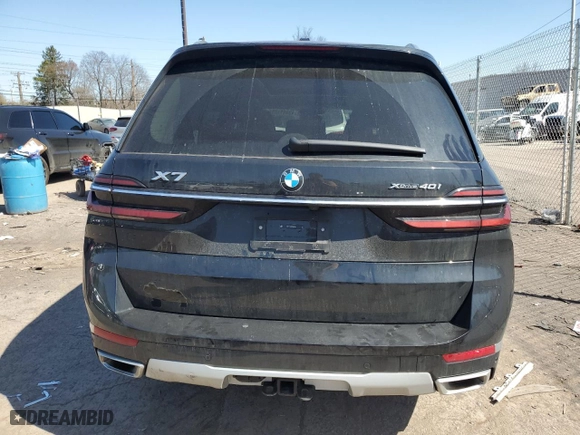 2025 BMW X7 xDrive40i with VIN 5UX23EM07S9X32310, listed as a Copart auction lot 49441125 with 8,852 mi miles and Salvage Title. Bid and sale history available at carsss.com. Image 6.