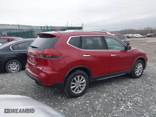 2017 Nissan Rogue SL with VIN JN8AT2MV6HW267377, listed as a IAAI auction lot 41143466 with 200,964 mi miles. Bid and sale history available at carsss.com. Image 4.
