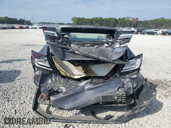 2019 Honda Clarity Plug-In Hybrid with VIN JHMZC5F12KC004076, listed as a Copart auction lot 70198693 with 105,325 mi miles. Bid and sale history available at carsss.com. Image 6.