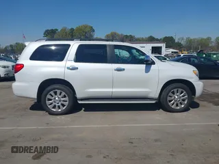 2008 Toyota Sequoia Platinum with VIN 5TDBY67A18S020320, listed as a IAAI auction lot 41918310 with 290,854 mi miles. Bid and sale history available at carsss.com. Image 13.
