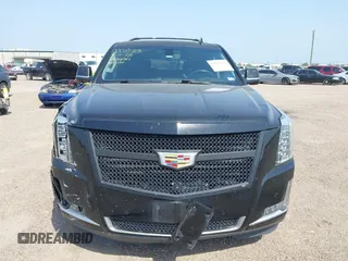 2017 Cadillac Escalade z VIN 1GYS3AKJ4HR338806, wystawiony jako IAAI lot #41941193 z przebiegiem 119 865 mil mil oraz . Historia ofert i sprzedaży dostępna na DreamBid. Obrazek 12.