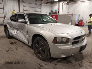 2010 Dodge Charger with VIN 2B3CK8CT7AH291655, listed as a IAAI auction lot 42087272 with 133,695 mi miles and . Bid and sale history available at DreamBid. Image 1.