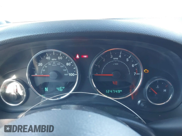 2016 Jeep Wrangler Rubicon z VIN 1C4BJWCGXGL307542, wystawiony jako IAAI lot #41407411 z przebiegiem 124 749 mil mil oraz . Historia ofert i sprzedaży dostępna na DreamBid. Obrazek 7.